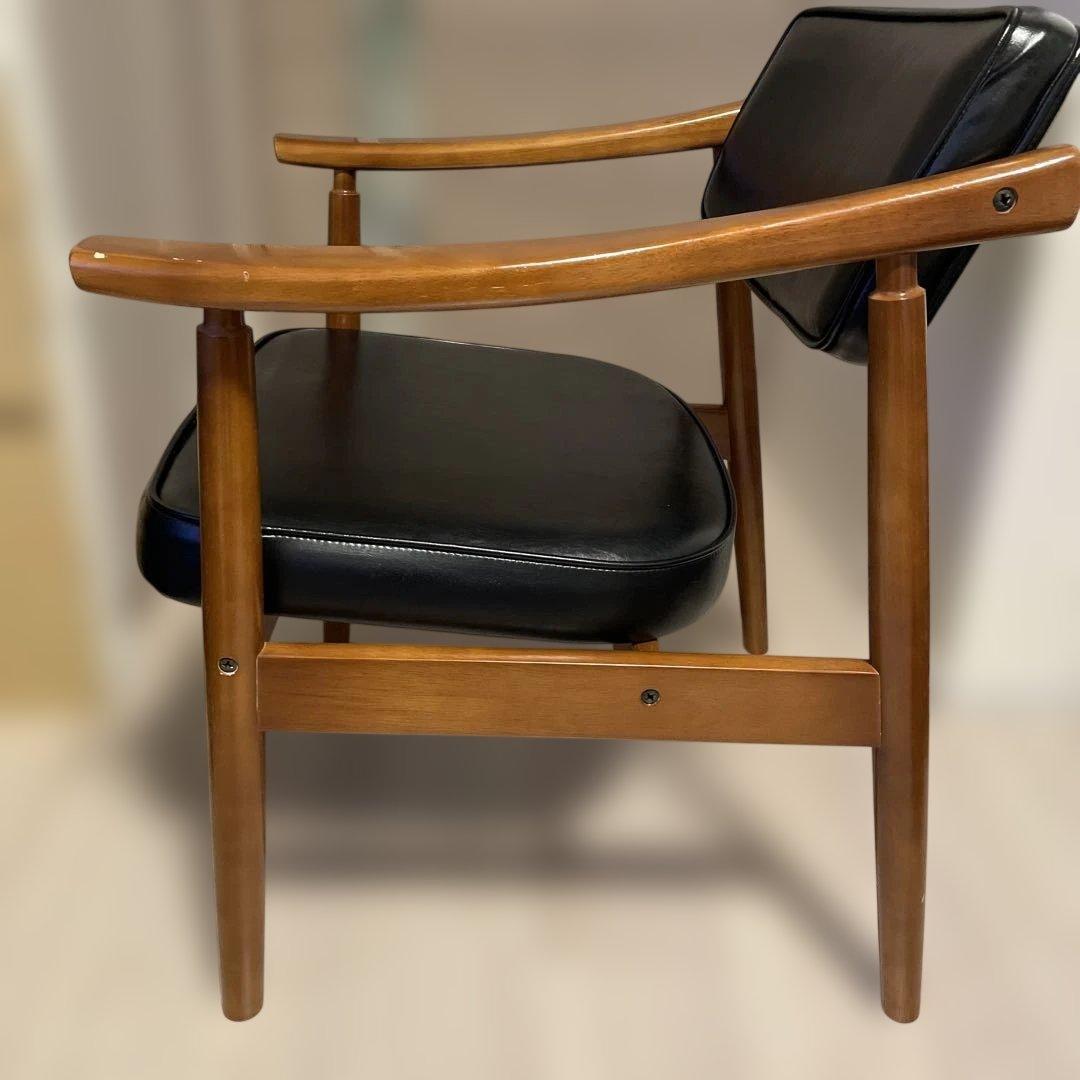 Dチェア　カリモク60　スタンダードブラック