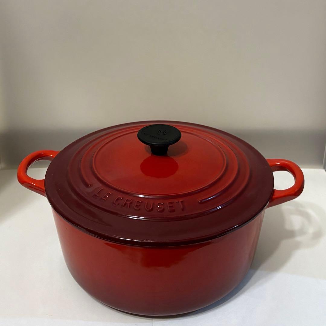 ル・クルーゼ LECREUSET ココット・ロンド 22cm 両手鍋