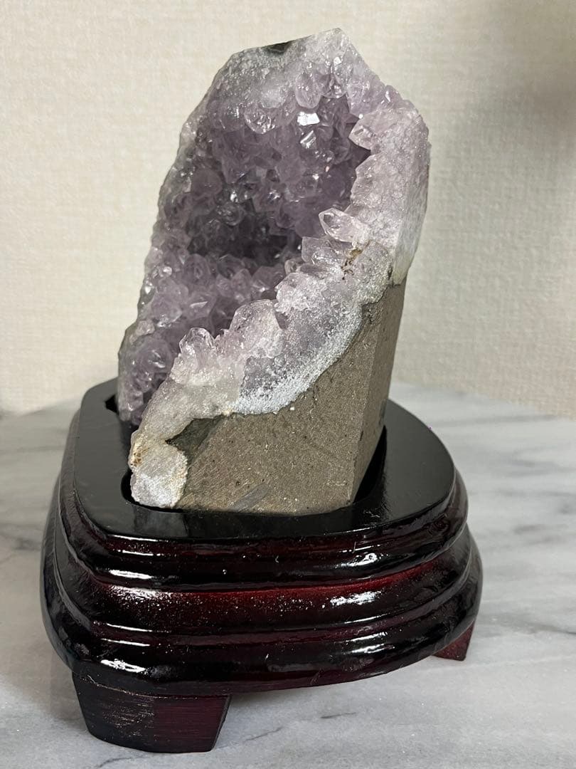 【天然石】③アメジストドーム　紫水晶 ラベンダー ジオード　原石　置物 台座付き