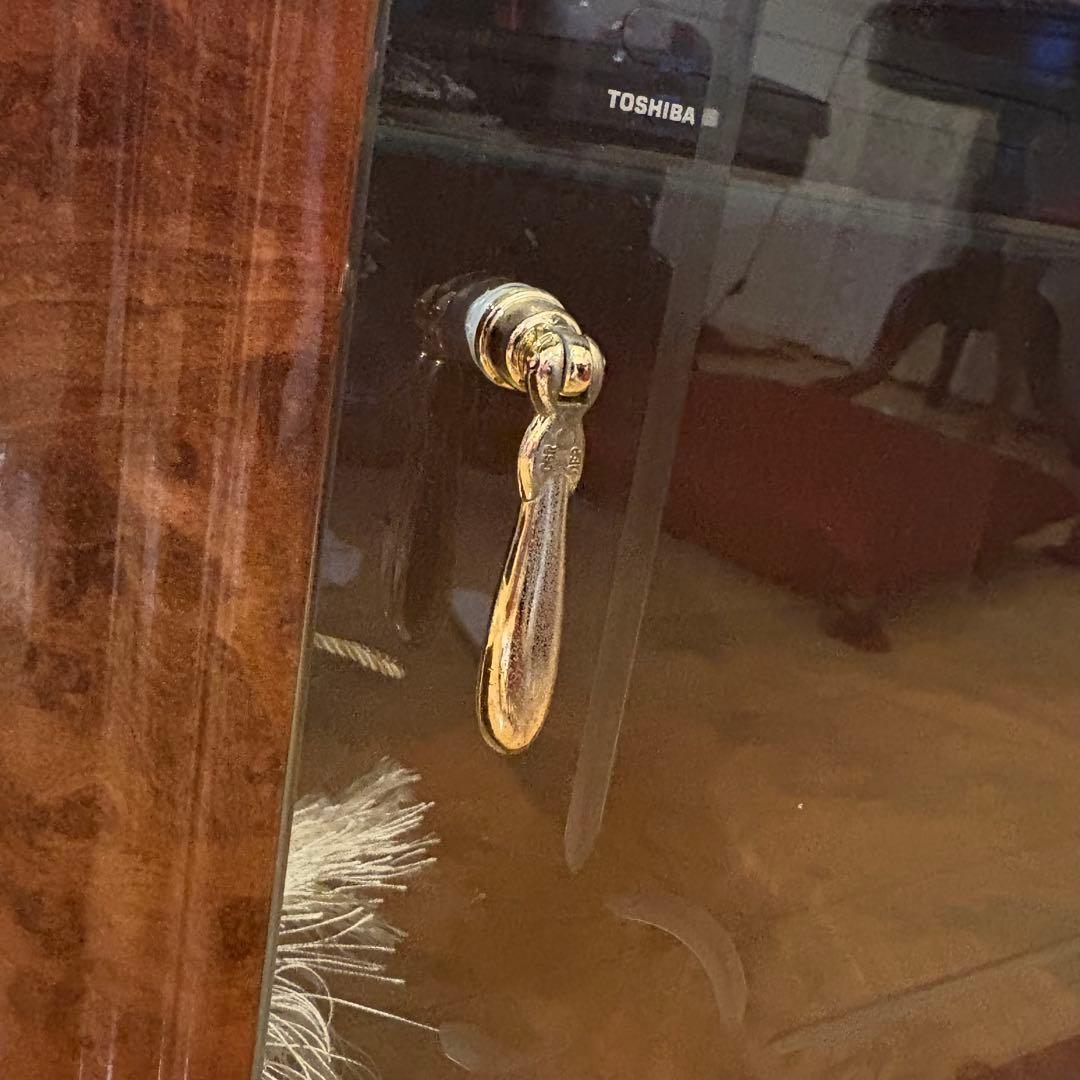 クラシック木製テレビ台 ガラス扉付き