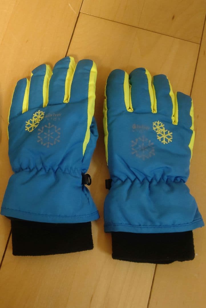 1回使用☆フェニックス スキーウェア上下セット140cm サイズ調整可 手袋付き