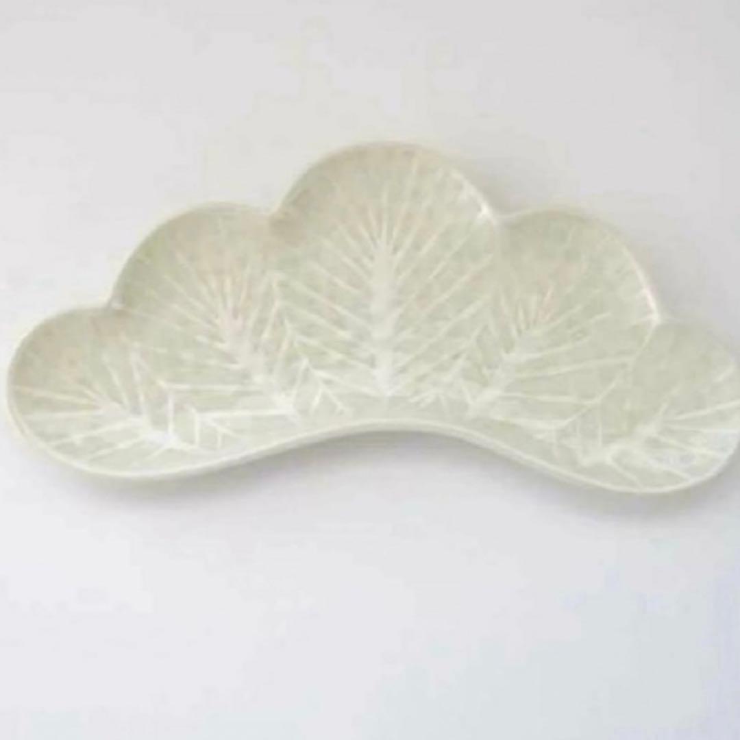 【新品】【大人気】有田焼幸楽窯　錦銀松葉形前菜皿３枚セット　縁起物