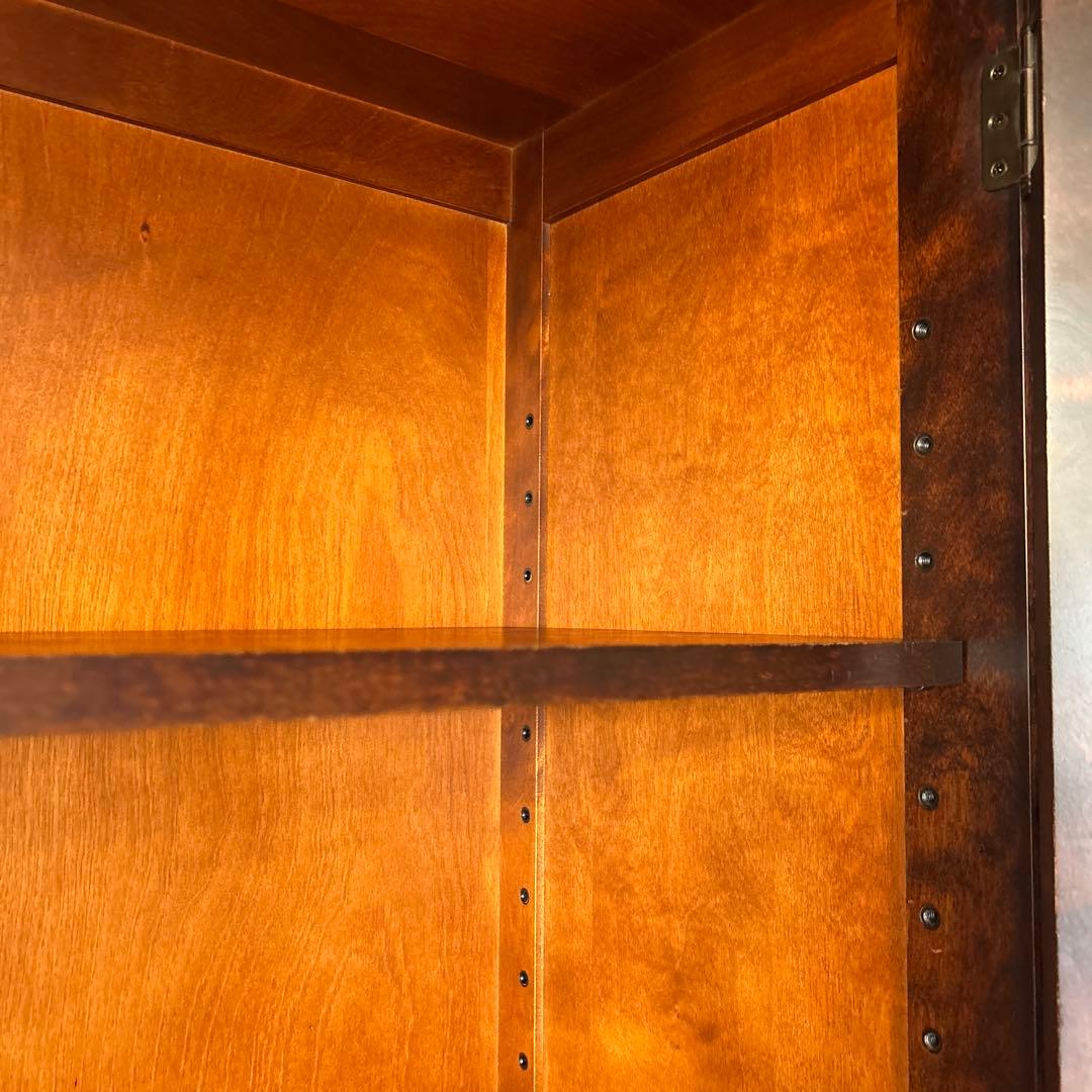 【モチコさんご購入】大塚家具　本棚　北海道民芸家具　ダークブラウンキャビネット