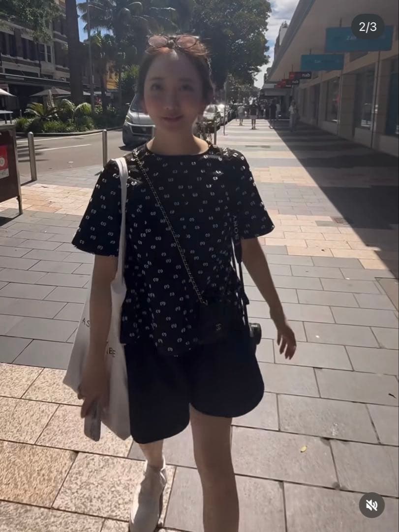 美品レアheyon ヘヨン tsubutsubu ブラウス