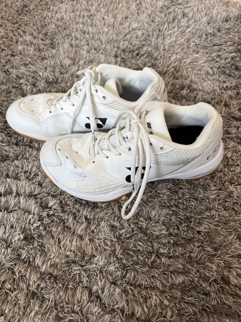 ヨネックス65zシューズ26.5cm