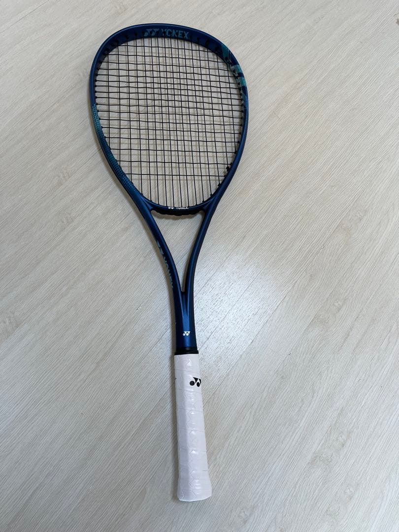 【ほぼ新品】YONEX ボルトレイジ5S UL1