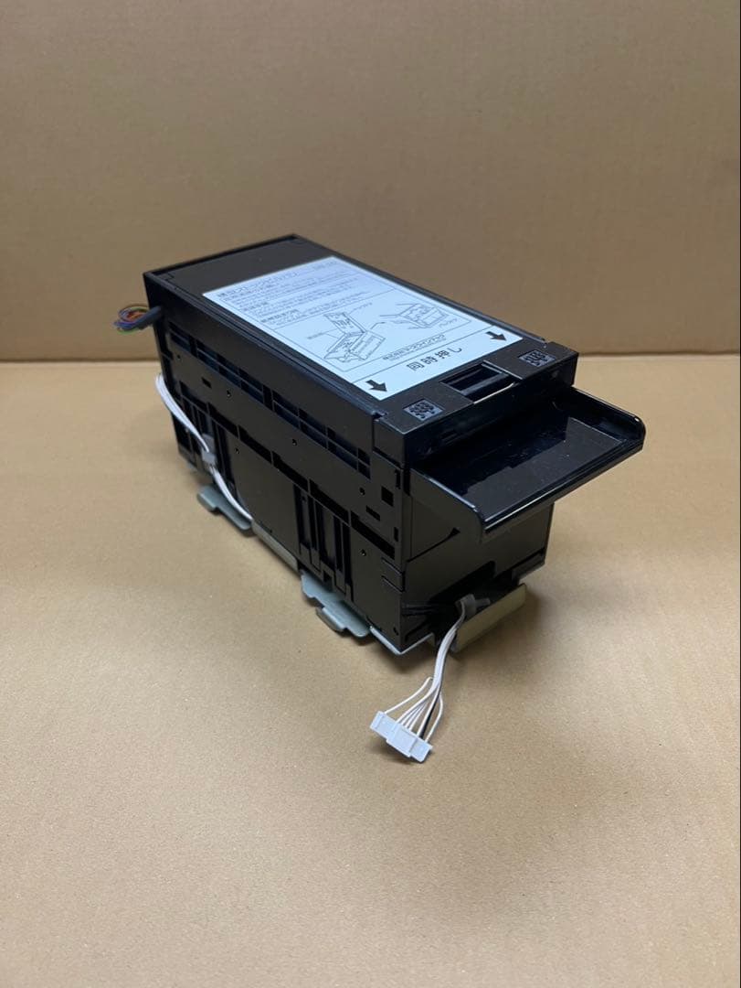 にゃー　令和6年新札対応両替機　1000円→100円×10枚　領収書OK