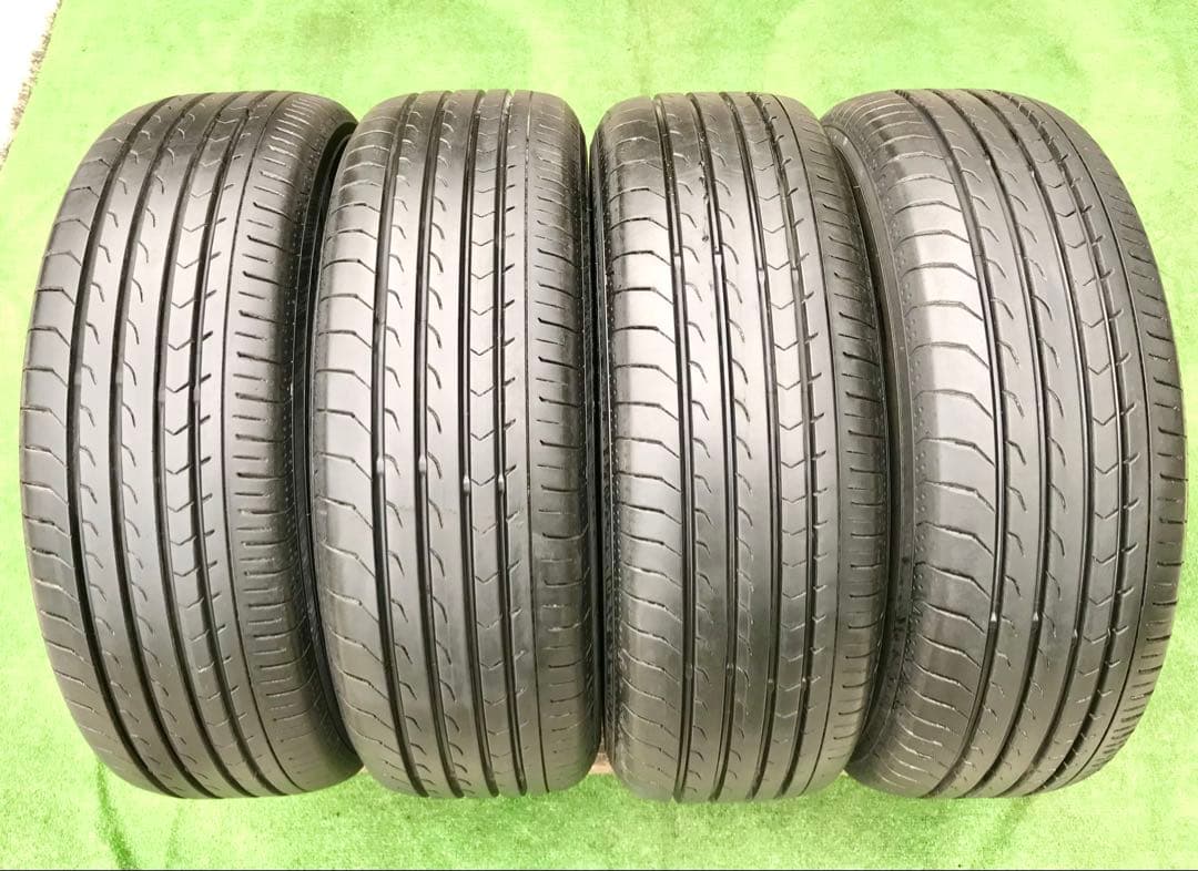 195/65 R15 YOKOHAMA BluEarth-RV03ラジアルタイヤ