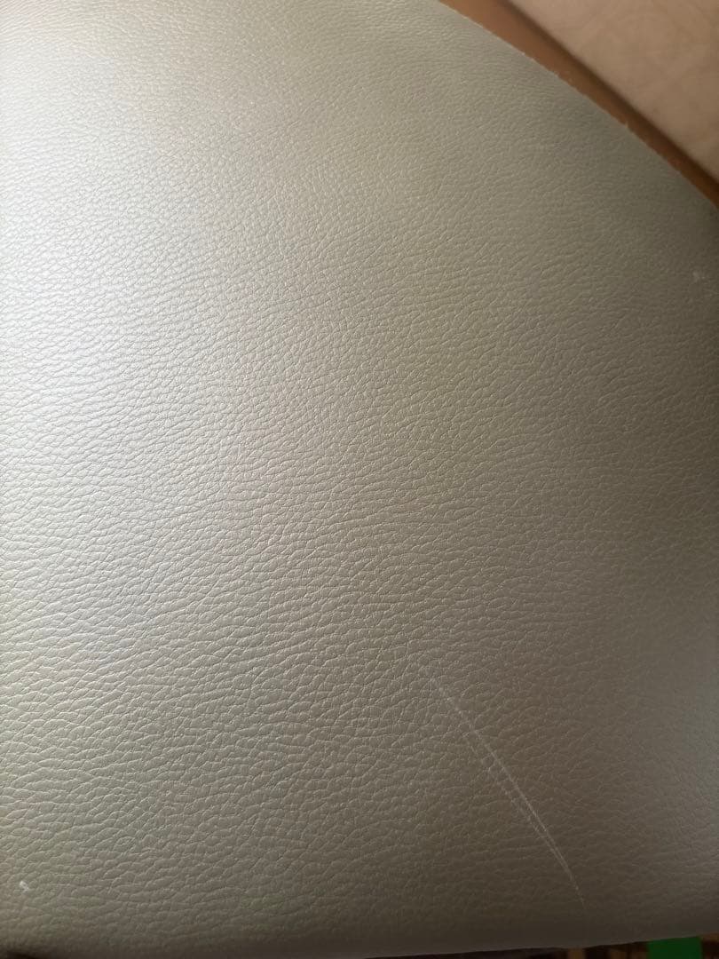 グリーン系 円形シート 椅子　1人用ソファ