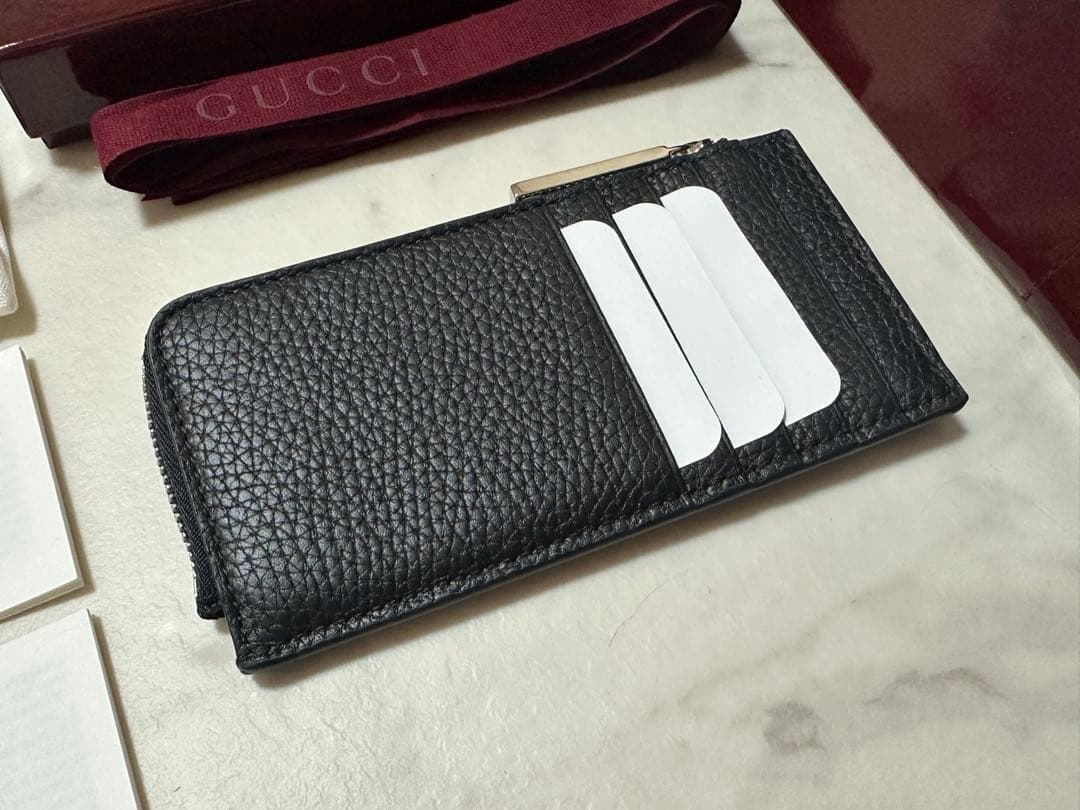 【新品】GUCCI ロゴ ジップカードケース