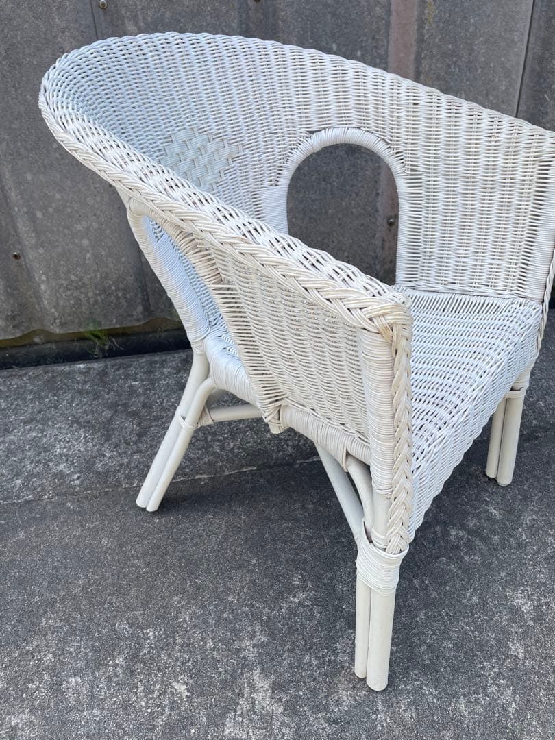 ニトリ/ラタン/ラタン家具/籐家具/ラタンチェア/アームチェア/ホワイト/廃盤品