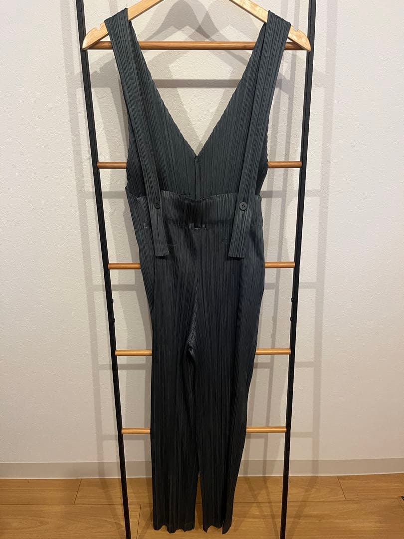 ネイビー　PLEATS PLEASE ノースリーブ オールインワン
