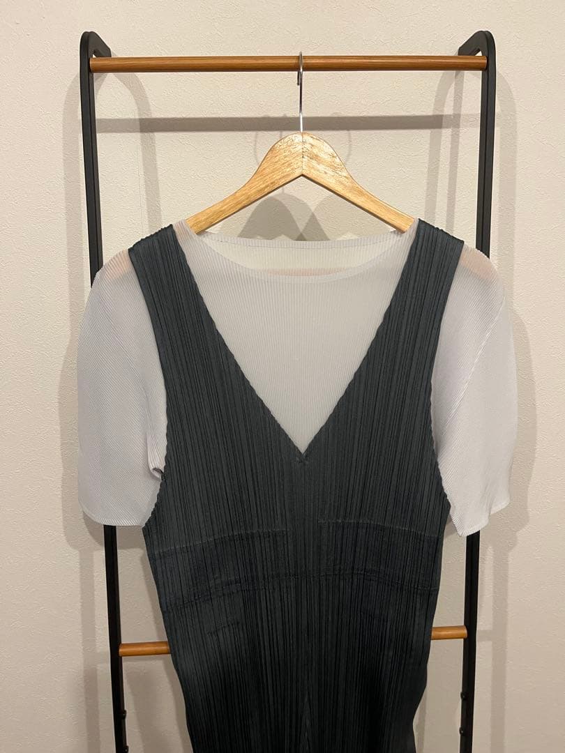 ネイビー　PLEATS PLEASE ノースリーブ オールインワン