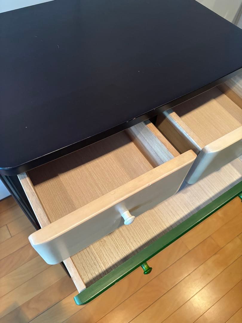 カラフルな6段引き出しチェスト