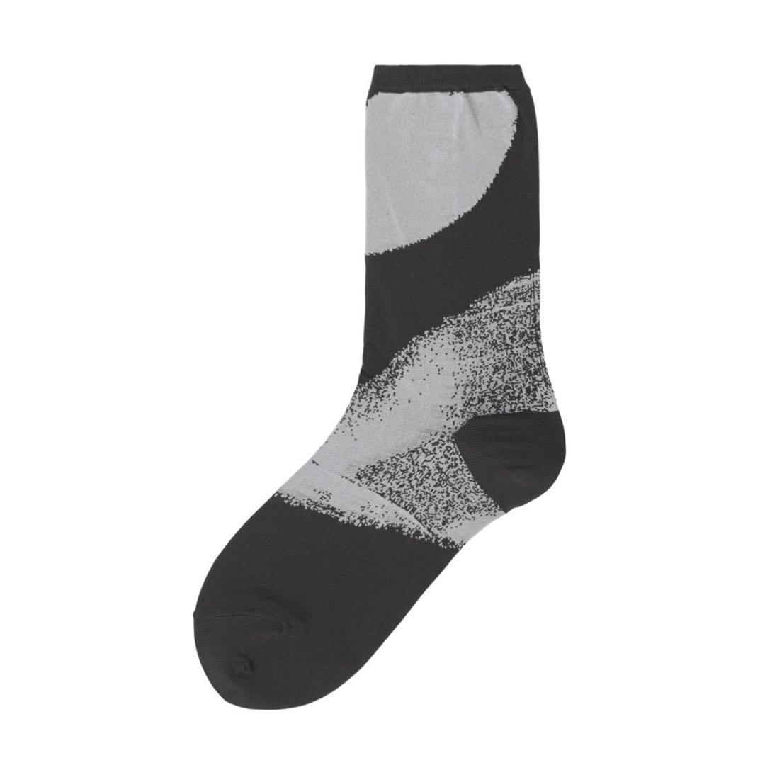 レッグウェア ISSEY MIYAKE SHADOW STUDY SOCKS
