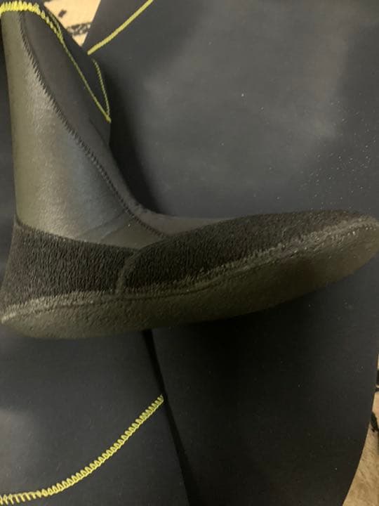 サーフィン　ドライスーツ　SAVECROSS ウェットスーツM相当