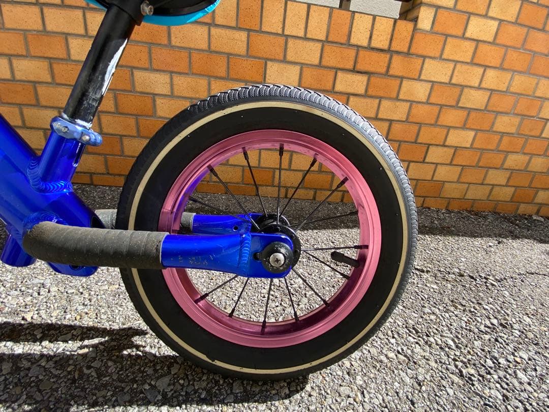 【手渡し限定/埼玉南部】⭐︎ストライダープロ⭐︎ランバイク⭐︎おまけ付き【カスタム】