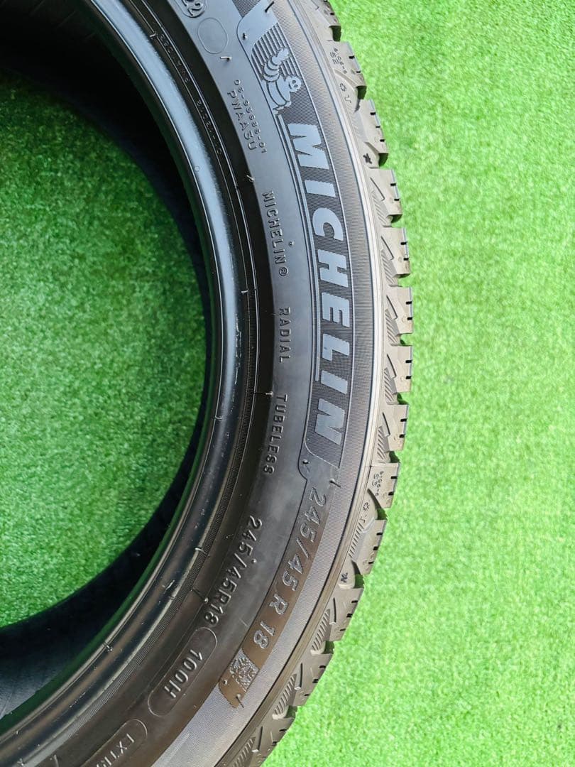 MICHELIN スタッドレス 245/45R18 22年23週目9~9.5分山