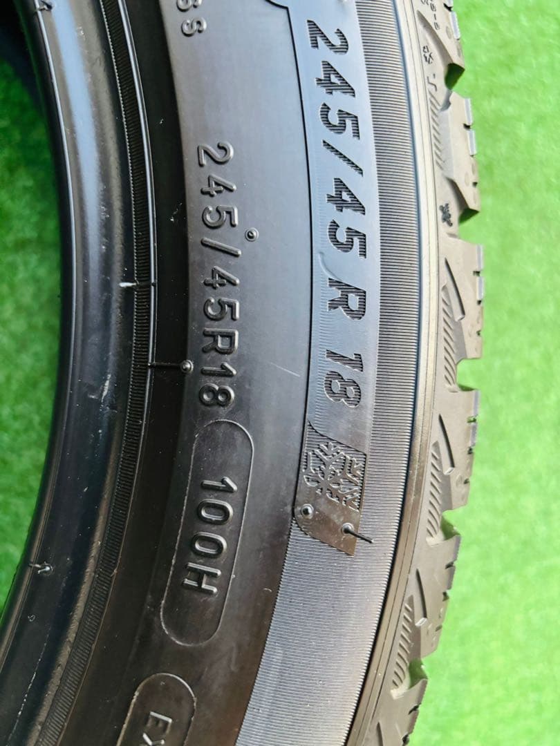 MICHELIN スタッドレス 245/45R18 22年23週目9~9.5分山