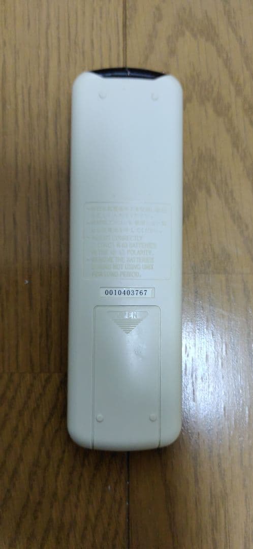 ハイアール　窓用エアコン ホワイト JAー16L