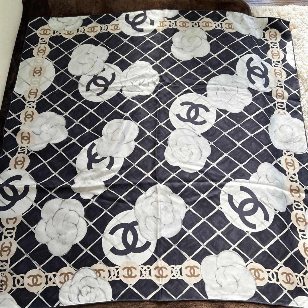 Chanel ストール ブラック/ホワイト