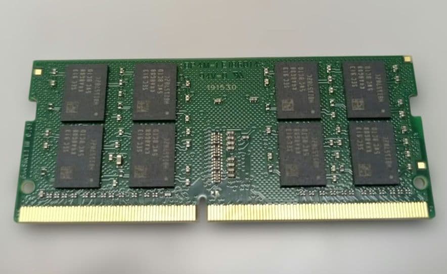 メモリー Transcend 16GB DDR4 SO-DIMM 2400MHz