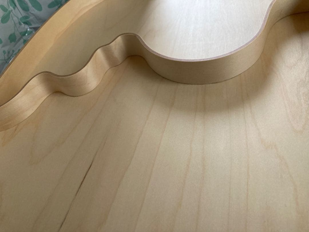 Iitala 木製サービングトレー 波形仕切り付き