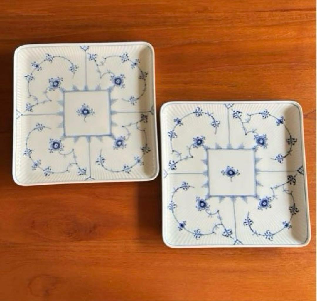 ２枚セット未使用✨ロイヤルコペンハーゲン ブルーフルーテッド　スクエアディッシュ