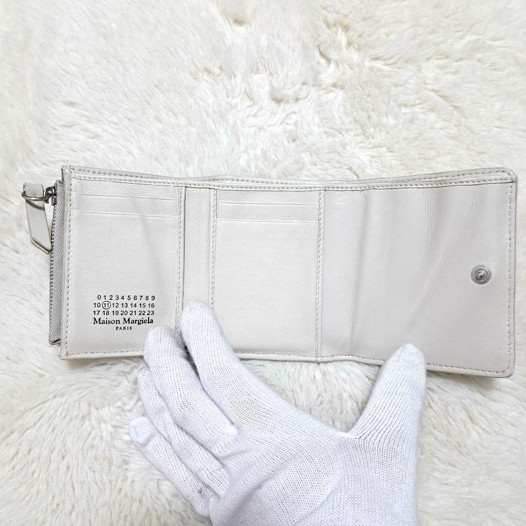 ✨極美品　希少カラー✨マルジェラ　三つ折り　グラムスラム　カレンダー　ステッチ