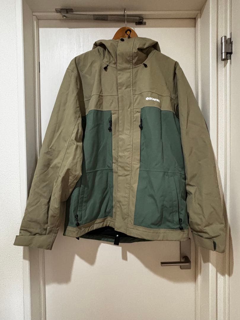 ボンファイア BONFIRE スキー ウェア スノーボード ウェア 上下セット