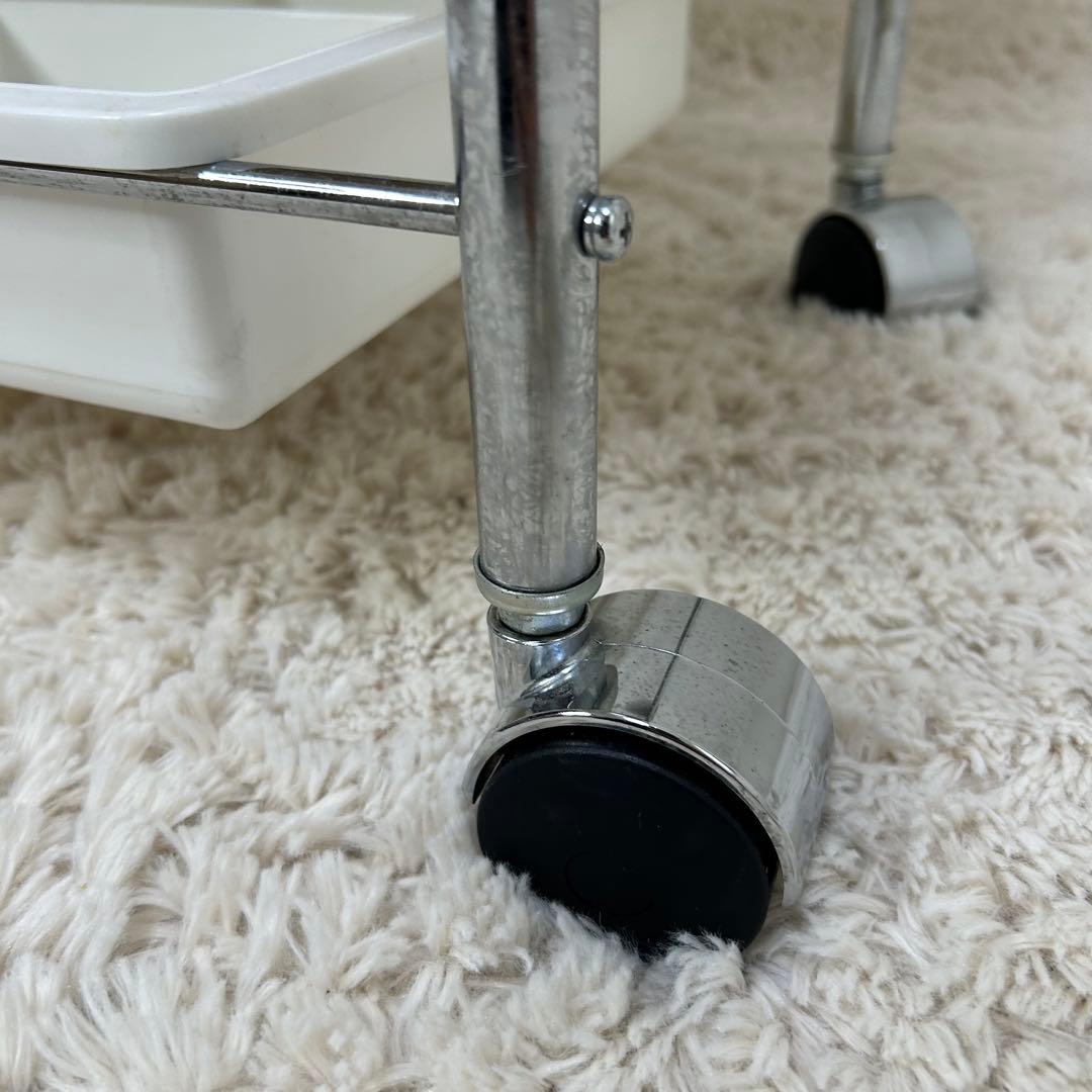 タカラベルモント サロンワゴン 4段 キャスター 美容室 カート 美容ワゴン 白