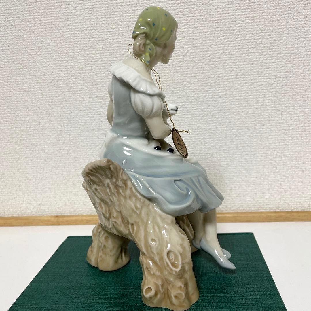 ＊SHEPHERDESS＊高さ２１cm・１９８７年・ ・