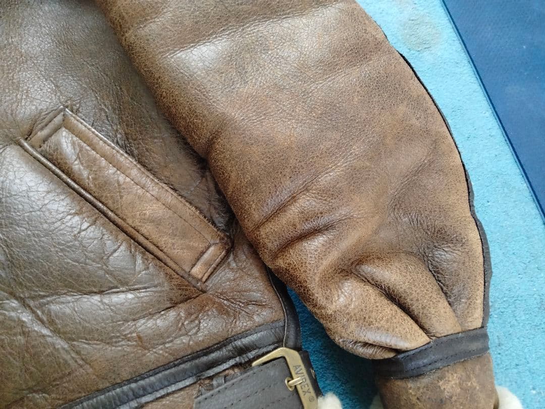 AVIREX　B-3 ムートンフライトジャケット