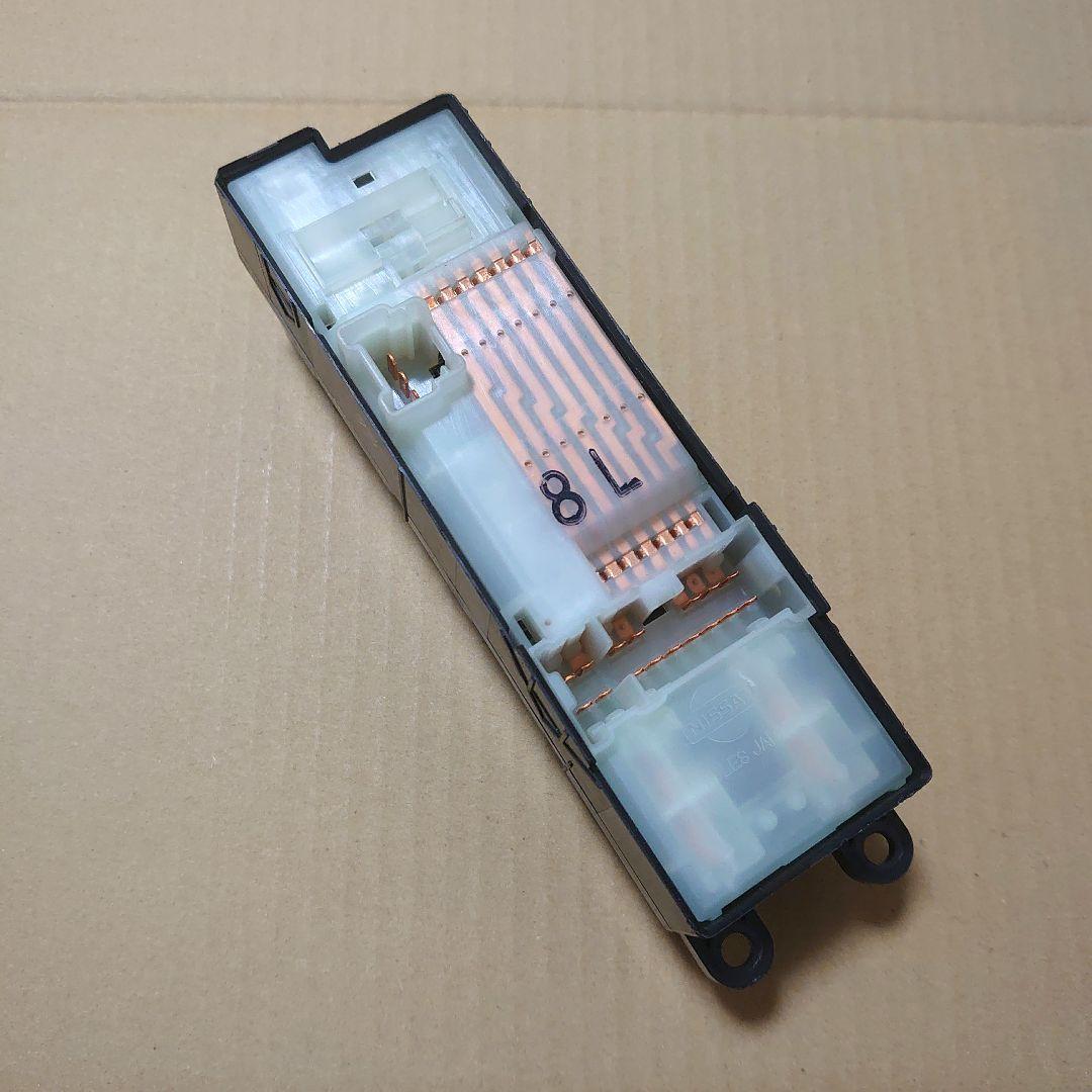 R34 スカイライン ER34 セダン 後期用 パワーウィンドスイッチ