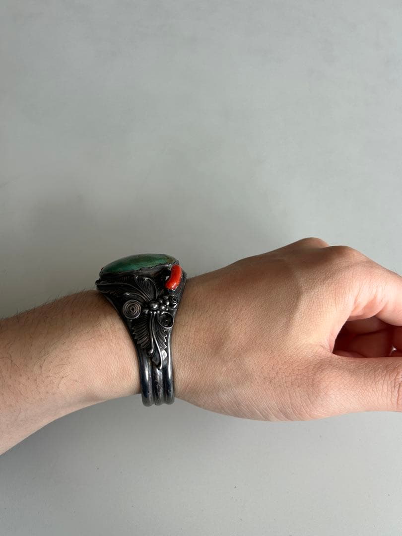 ナバホ 　ターコイズ　バングル　コーラル　925 インディアンジュエリー