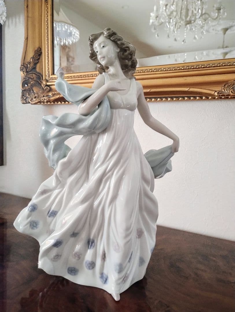 【美品】リヤドロ　夏のセレナーデ