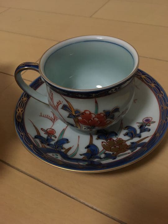 有田焼　華山萬右衛門　古伊万里岩牡丹　コーヒー碗皿