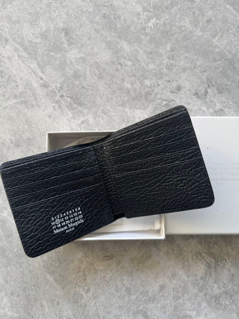 Maison Margiela ブラックレザー二つ折りウォレット