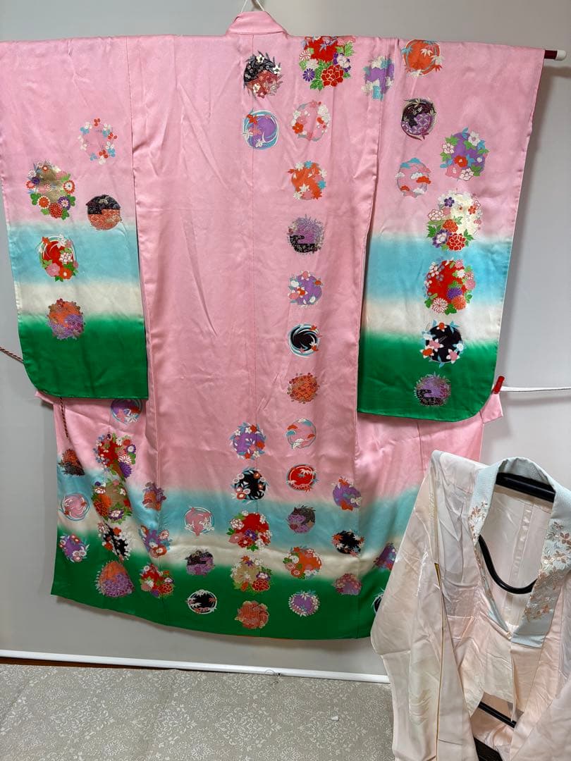 七五三　7才お嬢様　振袖　長襦袢　高級　正絹　金箔細工　優しいピンクグリーン