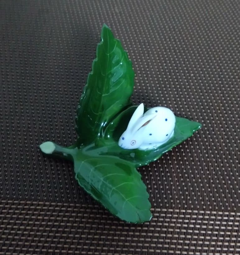 ヘレンド・ファンタジースタンド ウサギ飾り