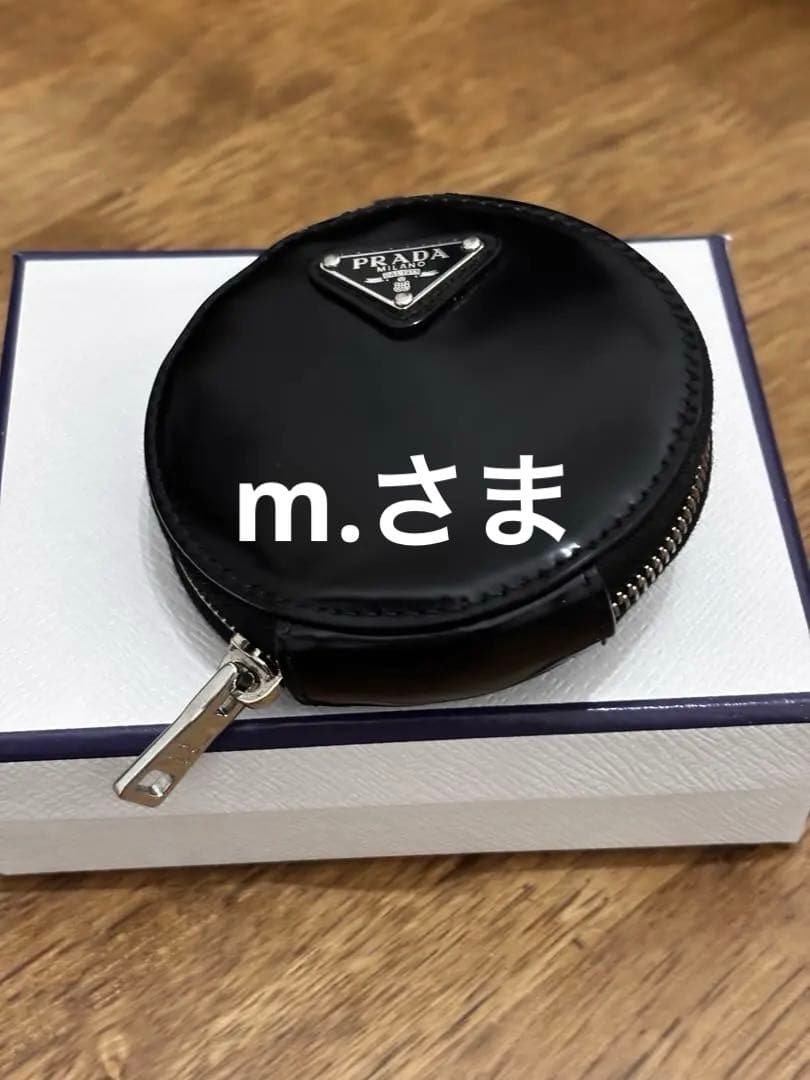 ★PRADA プラダ 三角プレート付 ラウンドファスナー レザー ケース