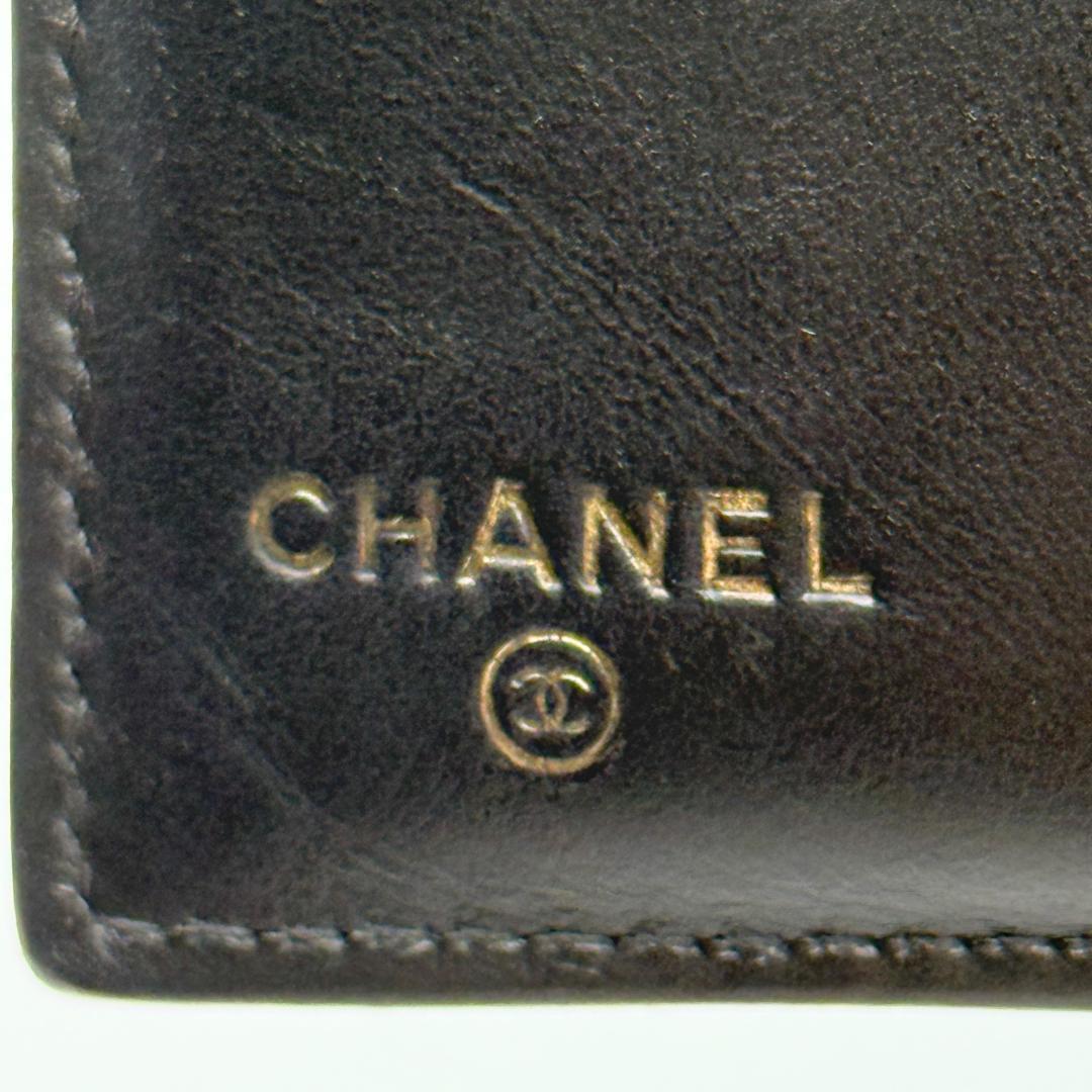 美品　新型　CHANEL シャネル　マトラッセ　ラインストーン　二つ折り財布