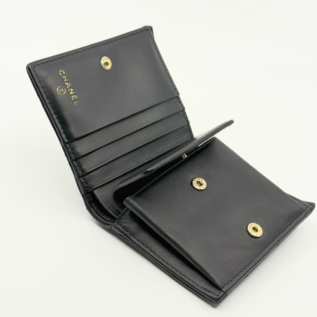 美品　新型　CHANEL シャネル　マトラッセ　ラインストーン　二つ折り財布