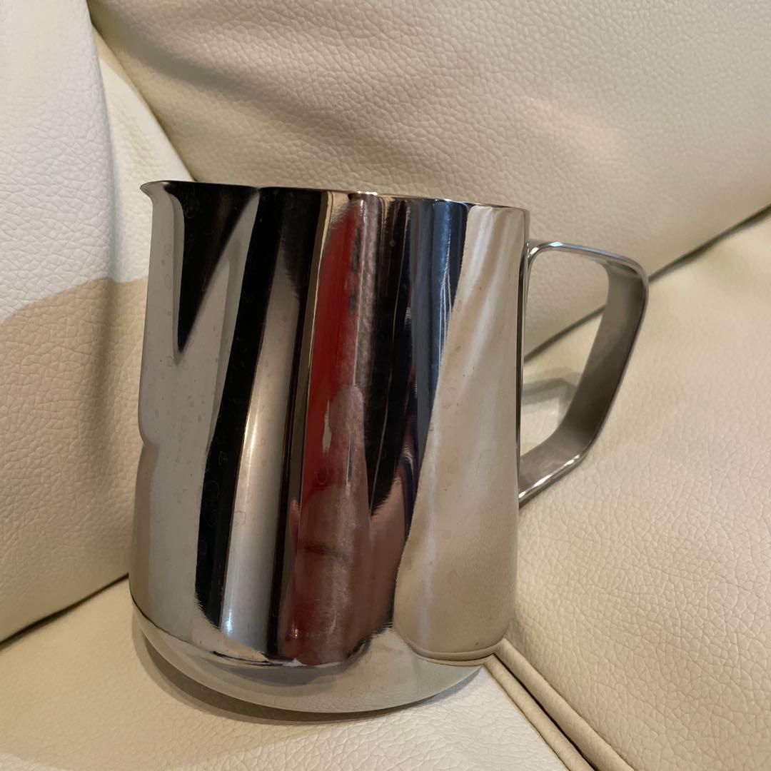 DeLonghi エスプレッソマシン ブラック　スティローザ　新品同様　箱付き