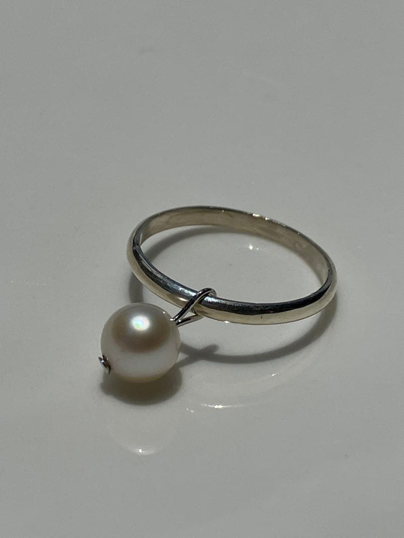 揺らめく一粒 ― アコヤベビーパールのシルバーリング（SV950／7号）