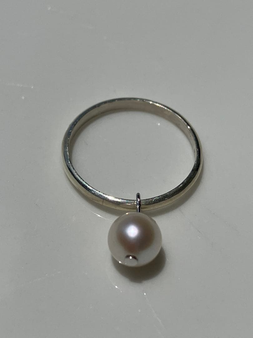 揺らめく一粒 ― アコヤベビーパールのシルバーリング（SV950／7号）