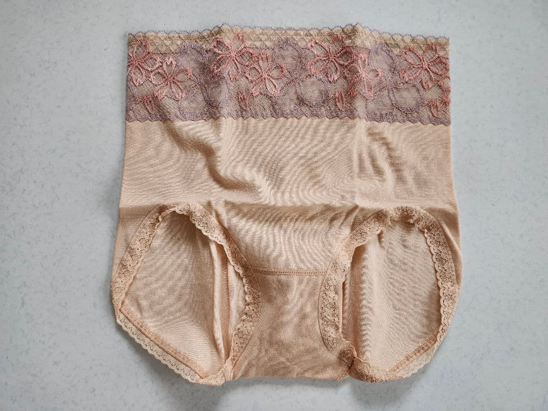 MARUKO　さくらショーツ 新品、未使用　2枚