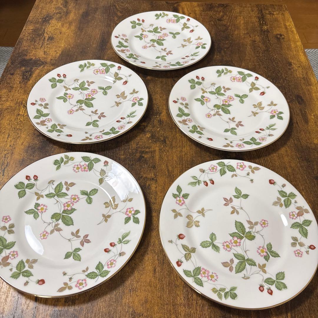 ウェッジウッド　ワイルドストロベリー　プレート5枚セット　大変お得です！