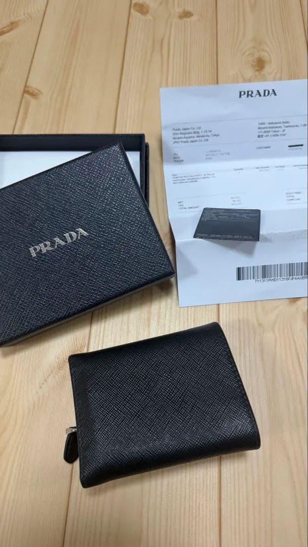 PRADA 1MH044 ブラック サフィアーノ コンパクトウォレット
