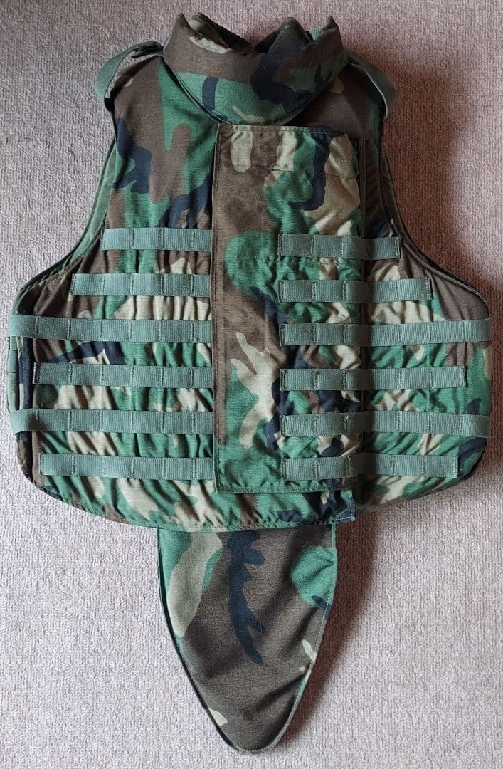 実物放出品　PointBlank製　OTVボディーアーマー(M)＋FLCベスト